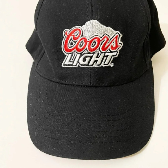 Coors  Light Stretch Fit Embroidered Cap Hat One Size Fits Most Beer - Picture 15 of 15